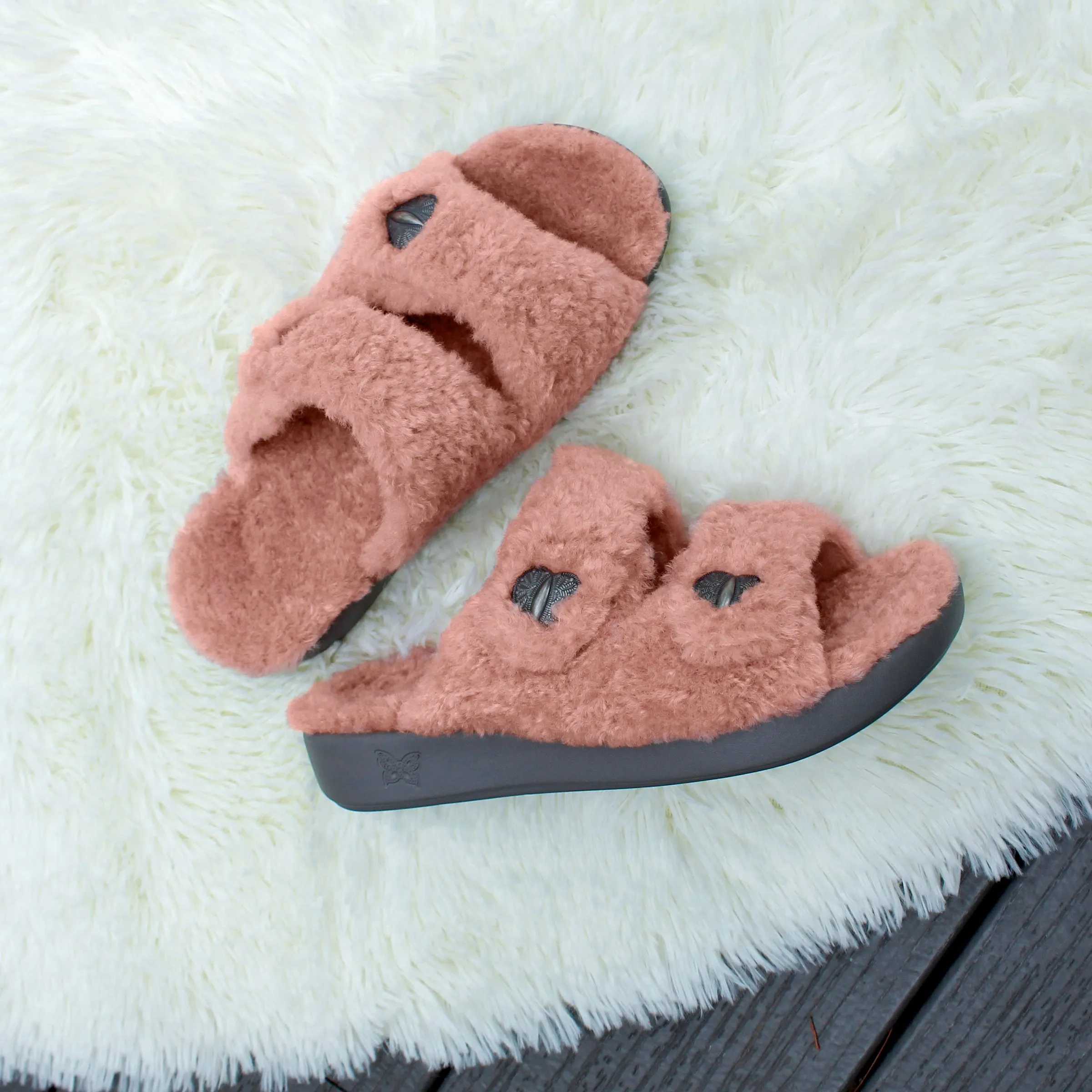 Chillery Rose Quartz Slipper