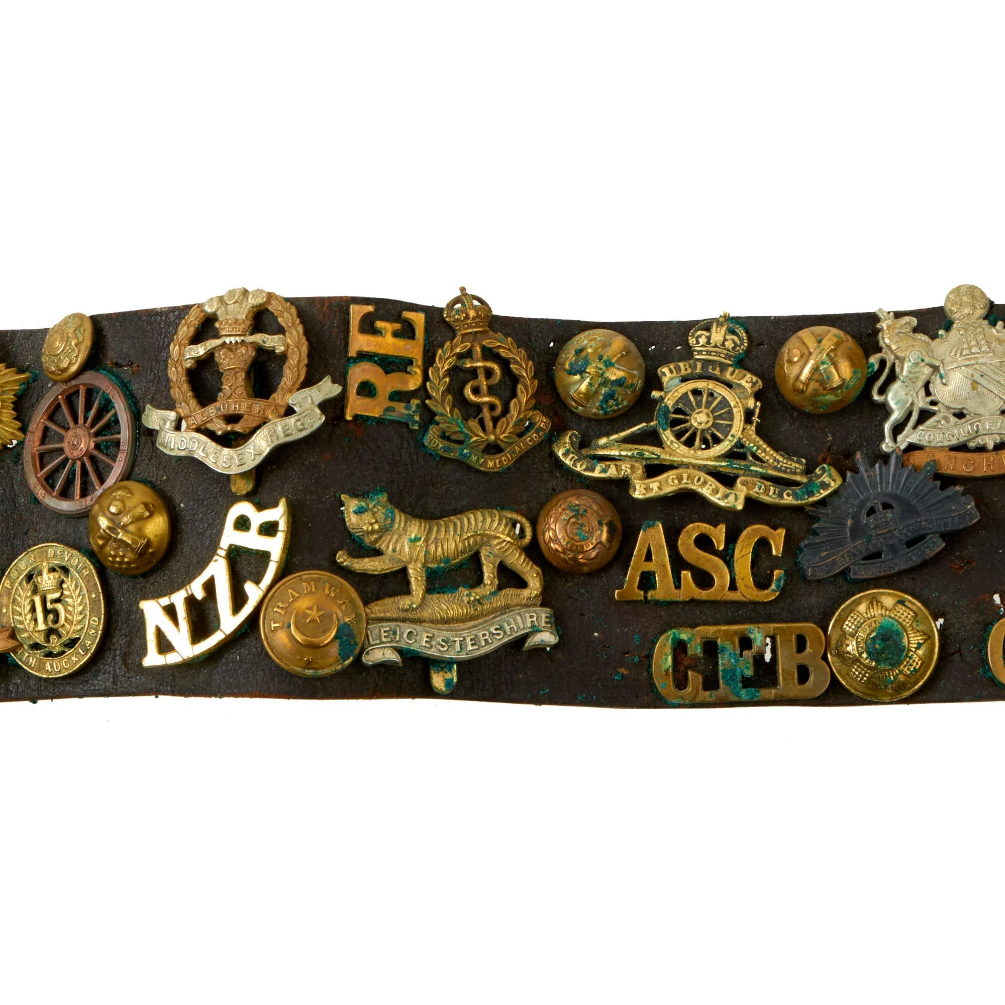 Original Australian WWI Souvenir Hate Belt With 50 Attached Items